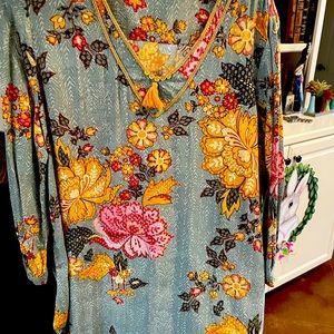Ladies tunic
